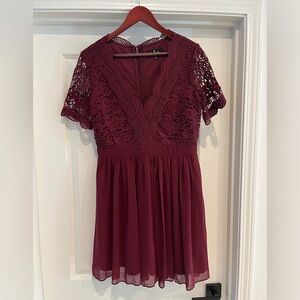 Lulus Women’s Burgundy Lace Dress